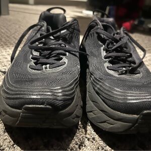 Men's Black Athletic Shoes